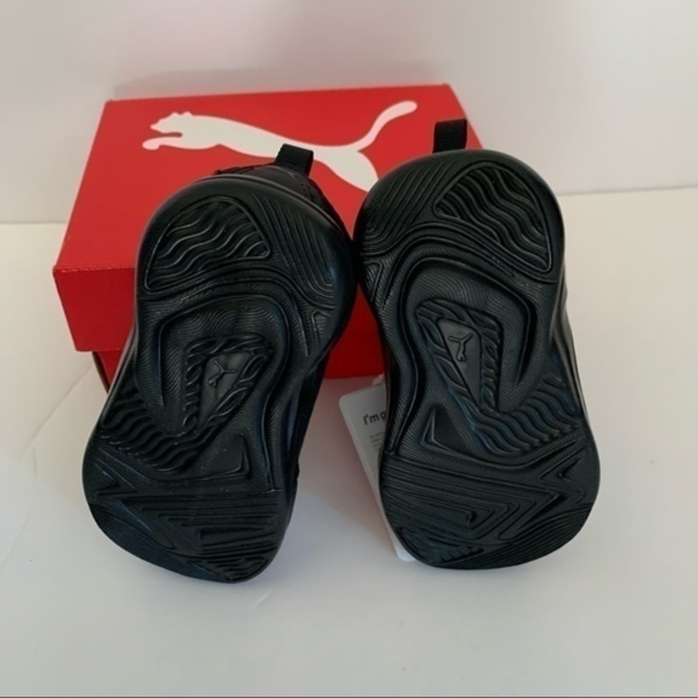 NIB. PUMA Softrite Rift Shoes - Picture 6 of 6
